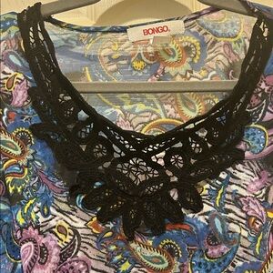 BONGO Women's Paisley Sheer Top Lace Neckline Flutter Sleeves Flattering Waist L